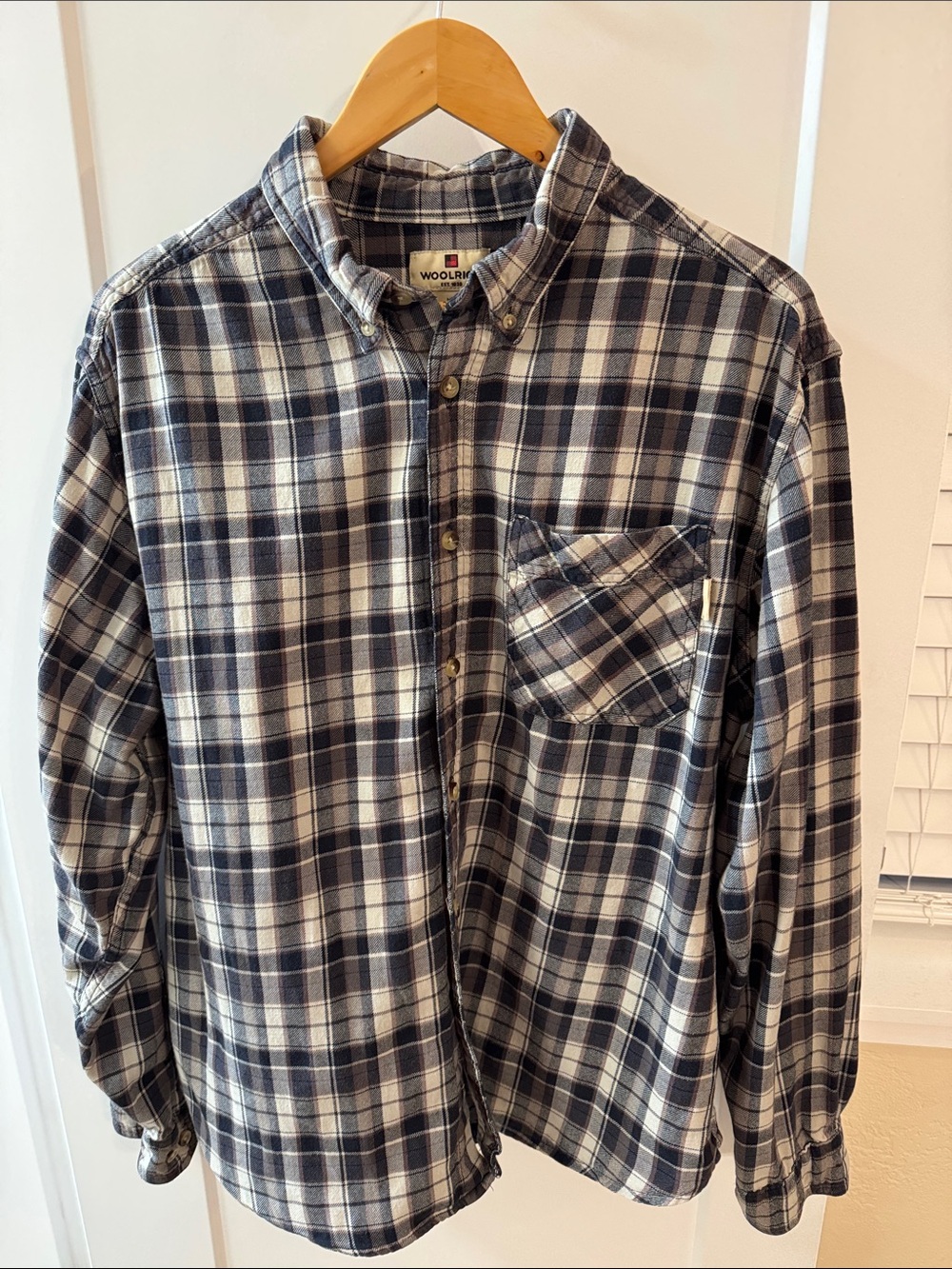 Woolrich Men’s XL Blue‎ Gray Plaid Flannel Button Down Shirt 100% Cotton